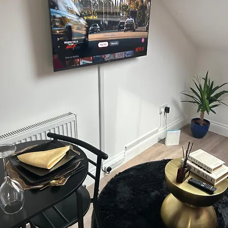 Qties Luxury Home Londra Esterno foto
